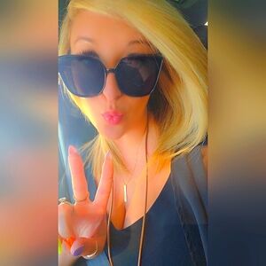 Meet Your Posher! ✨️